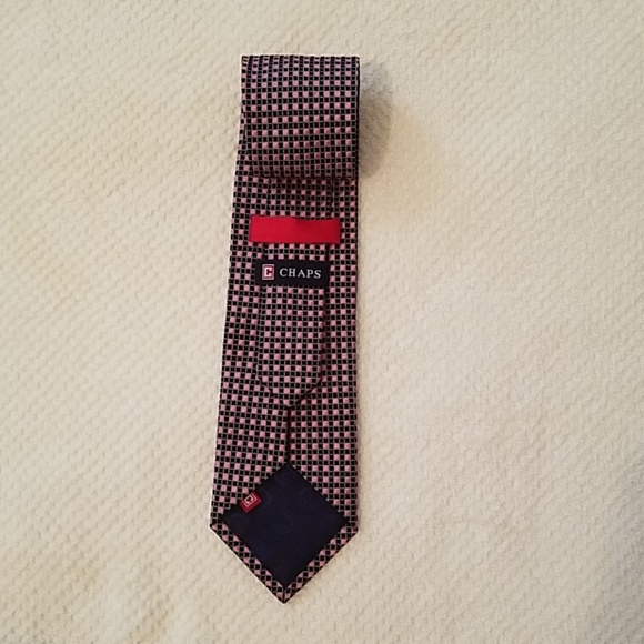 Chaps 100% Silk Tie.  Brand NWOT. - Picture 2 of 3